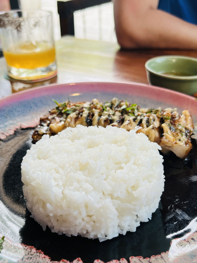 🌿 Nối Café, Da Nang – Where Time Slows in a Vietnamese Courtyard 🕰️☕