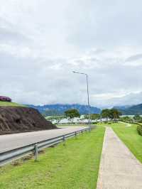ที่นี่คือเขื่อนรัชชประภา (เขื่อนเชี่ยวหลาน) 🏔️🚴‍♀️