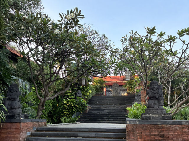 Peaceful Stay in the Heart of Surabaya 🌿