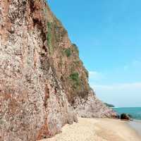 Sunburns, Crabs & Cardio – Just Bukit Keluang Things