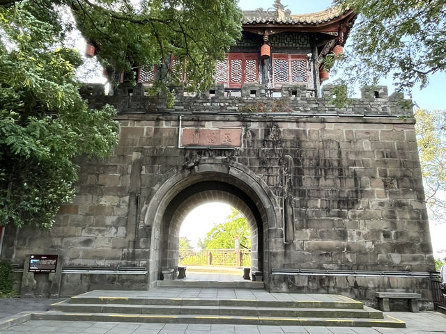 🌿 Escape to Dujiangyan 都江堰 — Where Nature, History & Serenity Meet