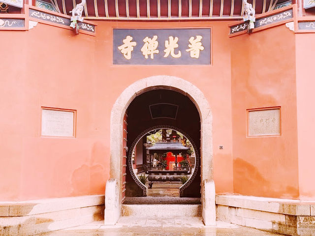 🏯✨ *Puguang Temple (普光寺): Zhangjiajie’s Ancient Zen Oasis* 🧘♂️🌸