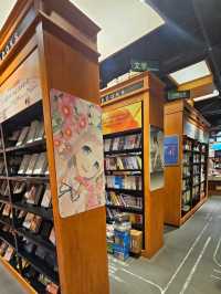 充滿英式風格的西西弗書店