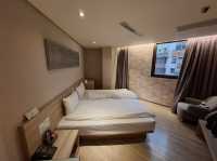 台中高cp值旅店推薦~UNIQUE HOTEL 微笑73旅店 Smile 73 Hotel|塔木德酒店集團
