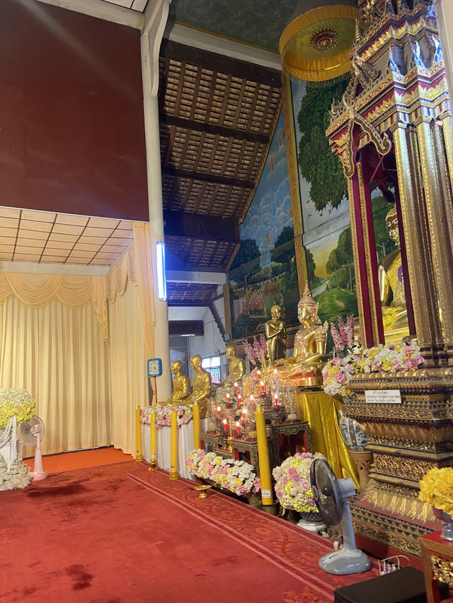 วัดพระพุทธบาทตากผ้า
