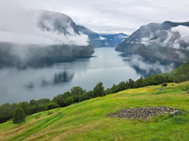 【絶景の宝庫】ノルウェーフィヨルド群で心が洗われる旅🌊✨