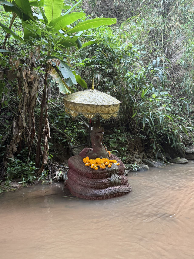 วัดผาลาด (สกิทาคามี)