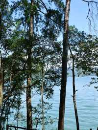 Where a Thousand Islands Touch the Sky