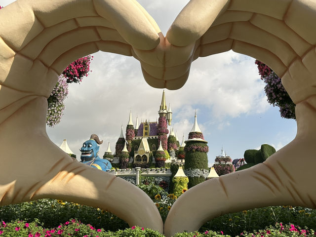 🌸💕 Step Into a Floral Fantasy at Dubai Miracle Garden