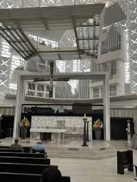 Christ Cathedral โบสถ์สวยอลังการใน California