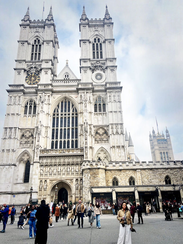 Westminster Abbey: A Building That Speaks in Layers