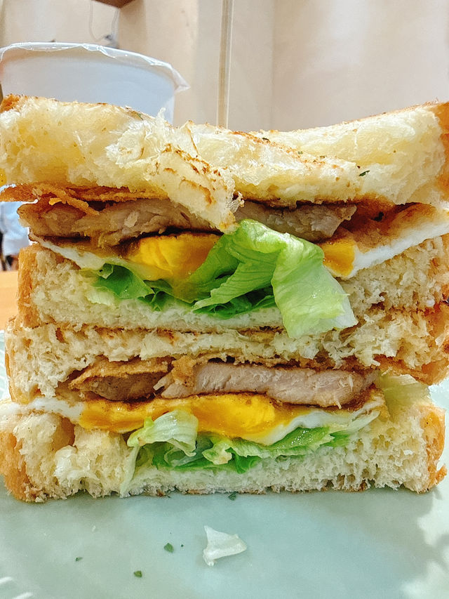 桃園｜假日吵雜的早餐店