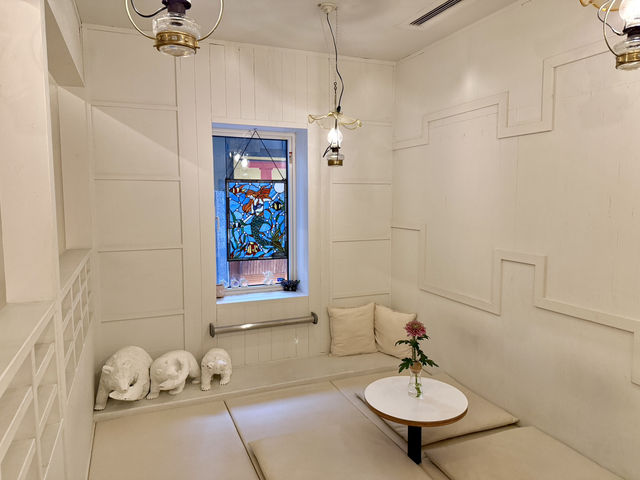 A Stylish Hideaway in Susukino: Mermaid Coffee Roasters A Stylish Hideaway in Susukino: Mermaid Coffee Roasters