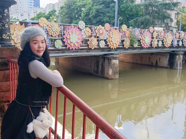 Panlong Riverside (盘龙江) Panlong Riverside (盘龙江)