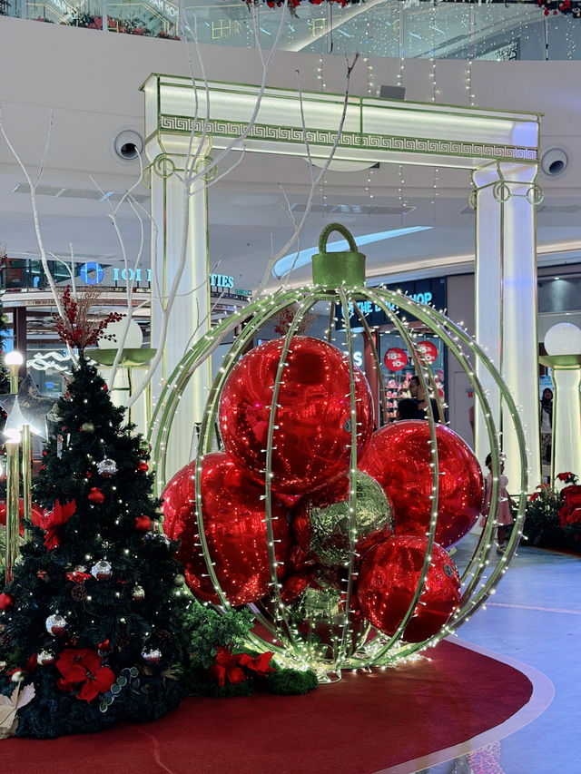 🎄✨ Magical Christmas Vibes