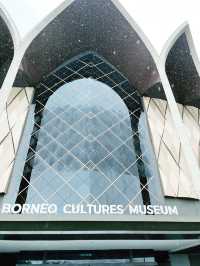 “Porcelain Treasures at Borneo Cultures Museum”