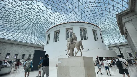 Petualangan Keluarga di Inggris: 15 Hari Menjelajahi London, Manchester, hingga Edinburgh! — traveler post in Middlesbrough