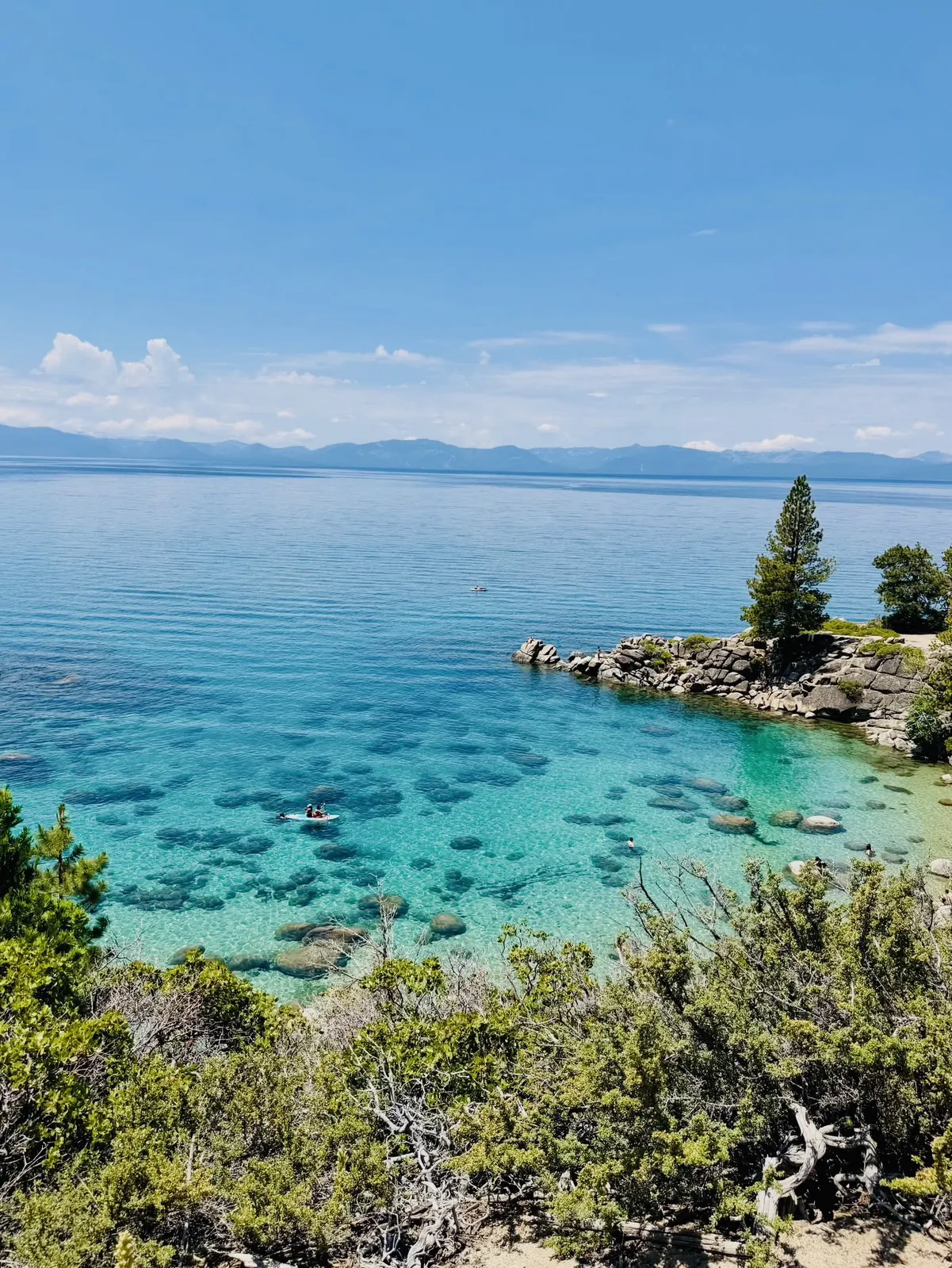 💙🏔️ Lake Tahoe – The Jewel of the Sierra Nevada 🏔️💙