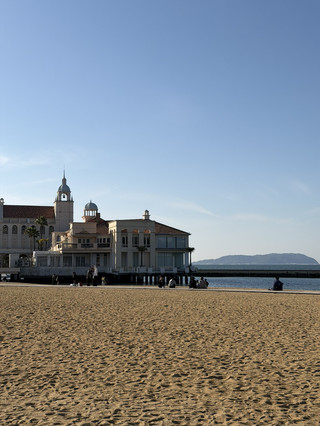 Momochi Seaside Park