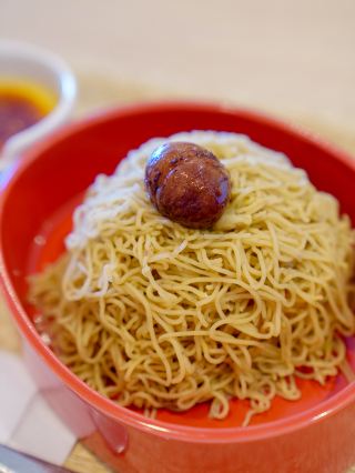 Kani City, Gifu Prefecture: Autumn means chestnuts, and chestnuts mean Ena Kawakami-ya. I tried the exclusive "Kuri Hitosuji" Mont Blanc at Sakuya Cafe.