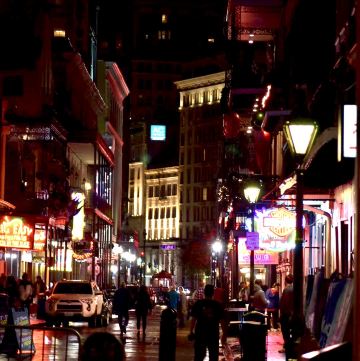 New Orleans:bourbon street | Trip.com ニュー・オーリンズ