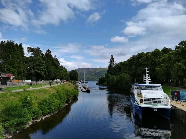 Lovely Village on Loch Ness 🏴󠁧󠁢󠁳󠁣󠁴󠁿