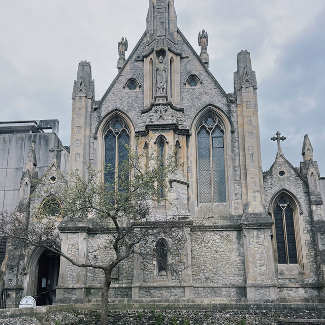 Canterbury Chronicles: A Day of Cathedral Majesty and Medieval Marvels