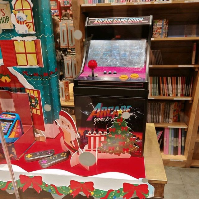 Experience Unique Holiday Installations at Legami  