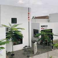 DIORAMA FOOD THEATER