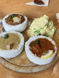 🍛 신촌에서의 느긋한 점심과 감성 가득한 오후