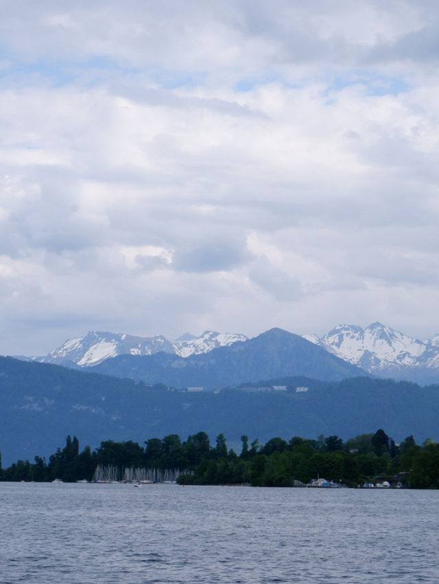 รีวิวลูเซิร์น (Lucerne) เมืองเล็กริมทะเลสาบ