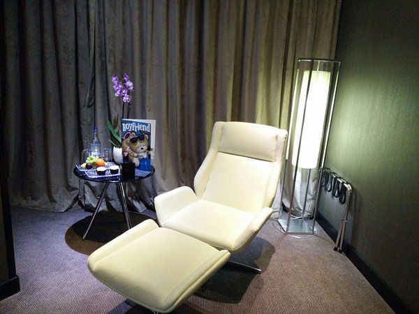 Design, Drama & Digital Dreams: My Montcalm East Escape