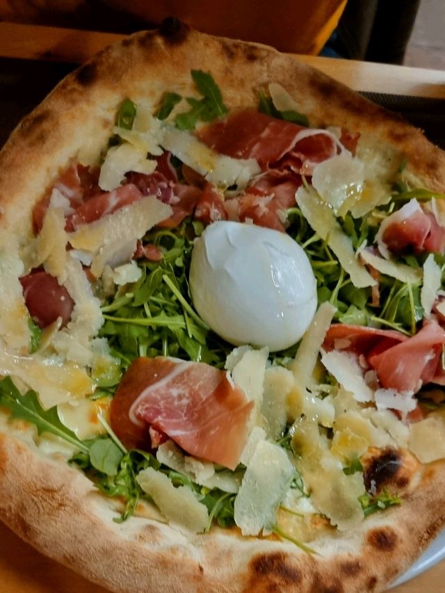 Tasty Moments at Mercato Ballarò – A Foodie’s Delight in Palermo