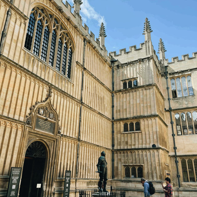 Oxford on a Budget: Colleges, Streets & Hidden Gems