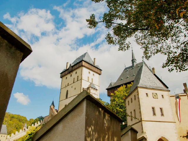 A Day Trip to Karlštejn Castle – Stepping into Czech Royal History