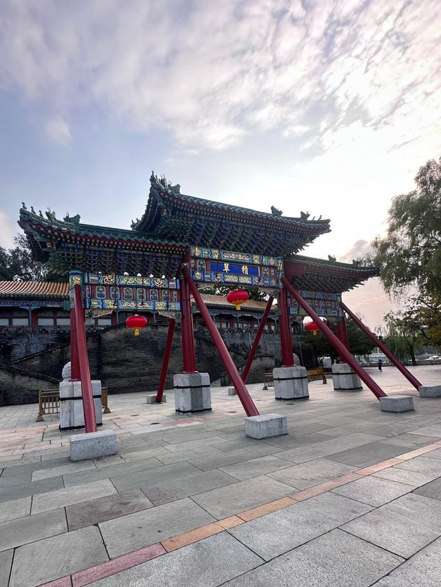 Парк Бэйхай, Пекин / Beihai Baijing