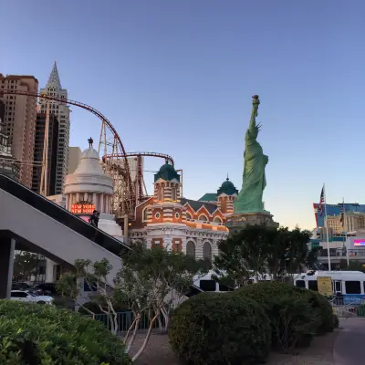 Fly Linq zipline, Eiffel Tower Viewing Deck set to reopen on Vegas Strip:  Travel Weekly