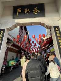 Wuhan’s Hubu Alley 🍜 