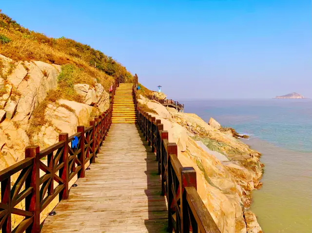 Quzhou Island's Liangzhi Village, the romantic and passionate East Sea fishing village