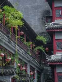 我在深圳拍到了千與千尋，地鐵直達免費古鎮——深圳古玩城