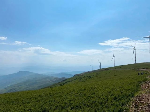 地球的邊緣：涼山州雷波龍頭山大斷崖