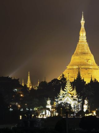 🌟 Yangon's Gem: Novotel Max Delights! 🌟