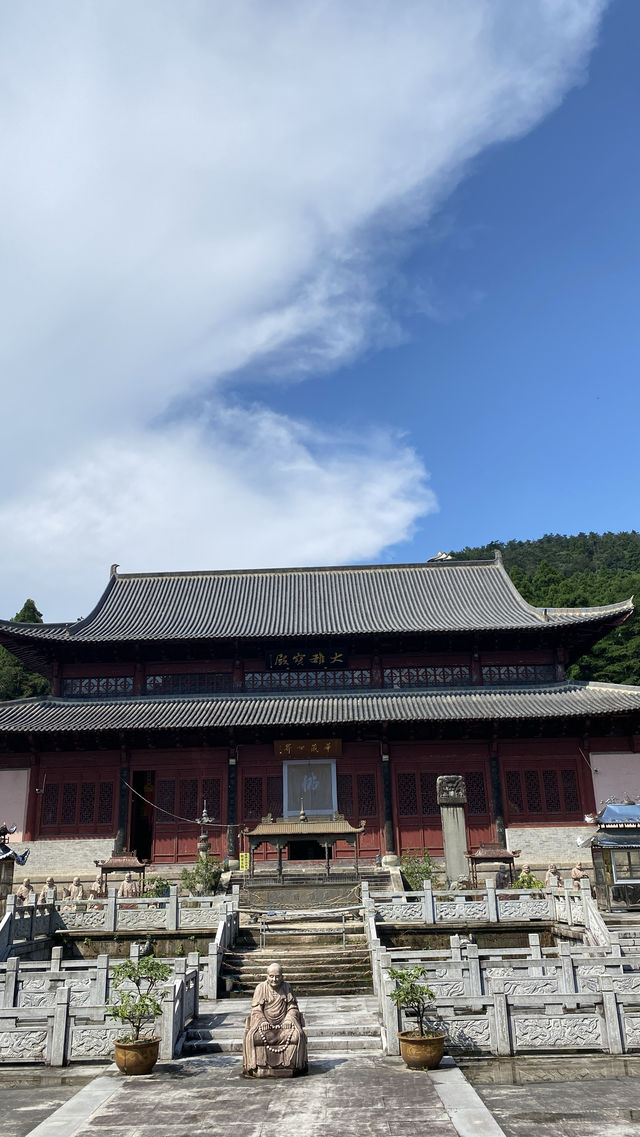避暑還是要選擇有海拔的山上
