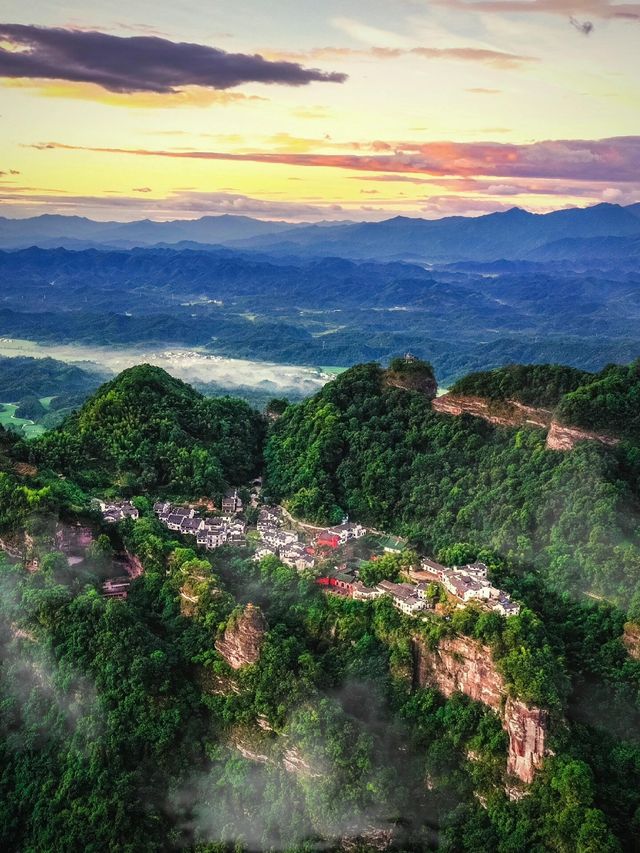 徐霞客没騙我這座仙山  跟黃山一樣值得去