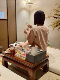 真是難以想像晚上他家如此火爆。