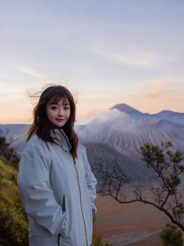 拍到孤獨星球封面｜印尼 Bromo 火山。