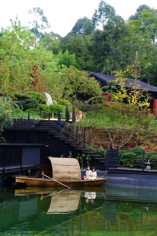 極少人知道，藏在昆明公園裡的私湯小院。