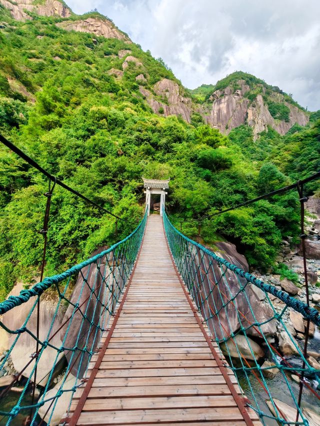 徒步逍遙棧道 - 領略徽杭古道之精華路段。