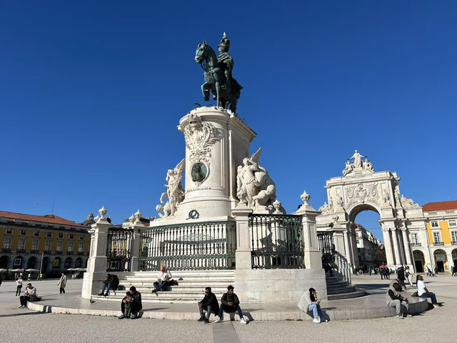 Lisbon: The City of Seven Hills