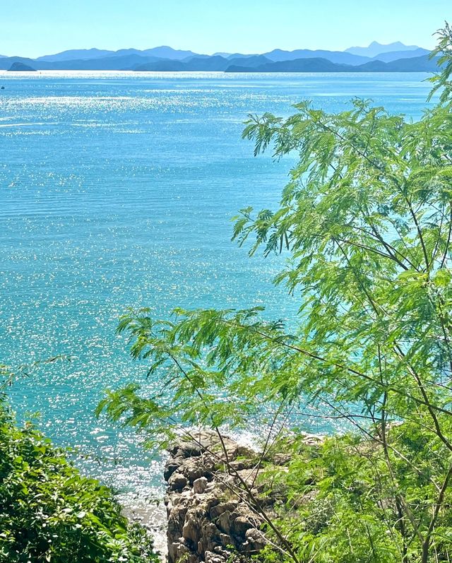 背仔角燈塔，海邊的浪漫守護者